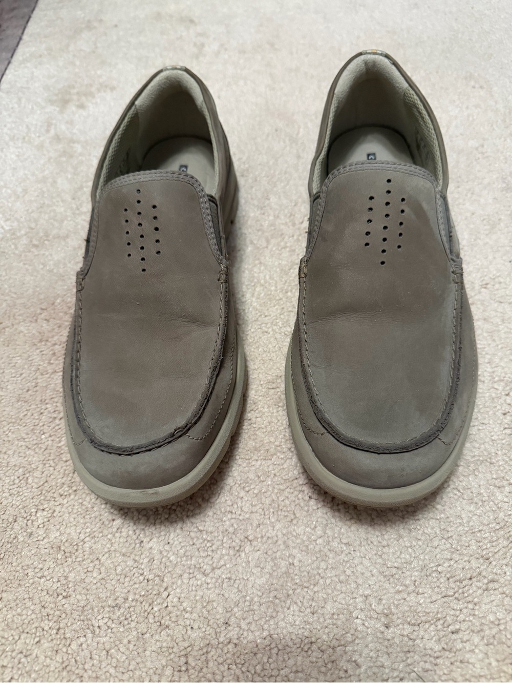 Clark’s Slip-On Casual Loafers - Taupe (Minor Wear)